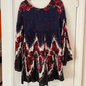 Free people long sleeve open back dress, size small